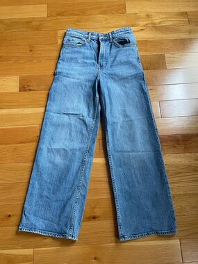 H&M Womens Wide Leg Light Blue Denim Jeans